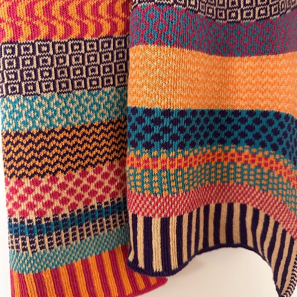 Colorblock Patterned Knit Scarf — Multicolor - Picture 3 of 4